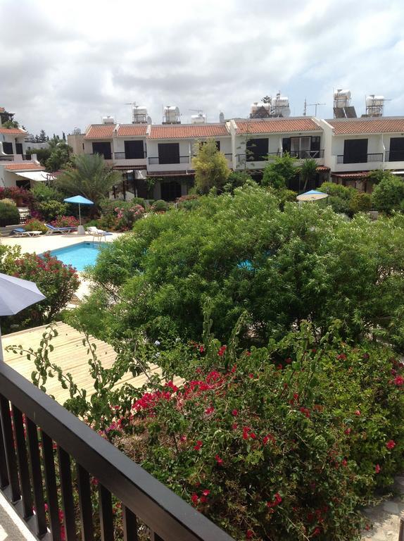 Paphos Townhouse Villa Bagian luar foto